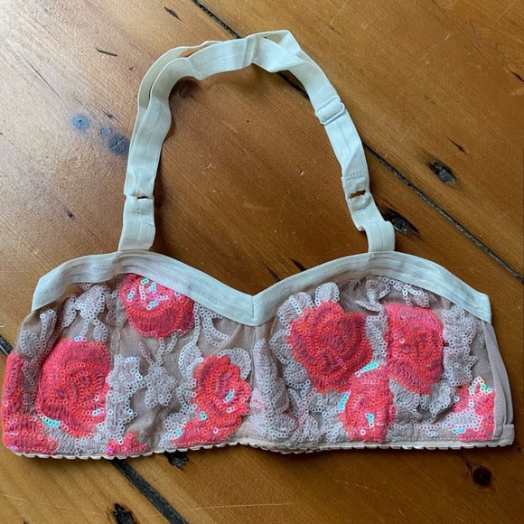 SOLD Solstice Intimates Floral Set - Picture 4 of 6